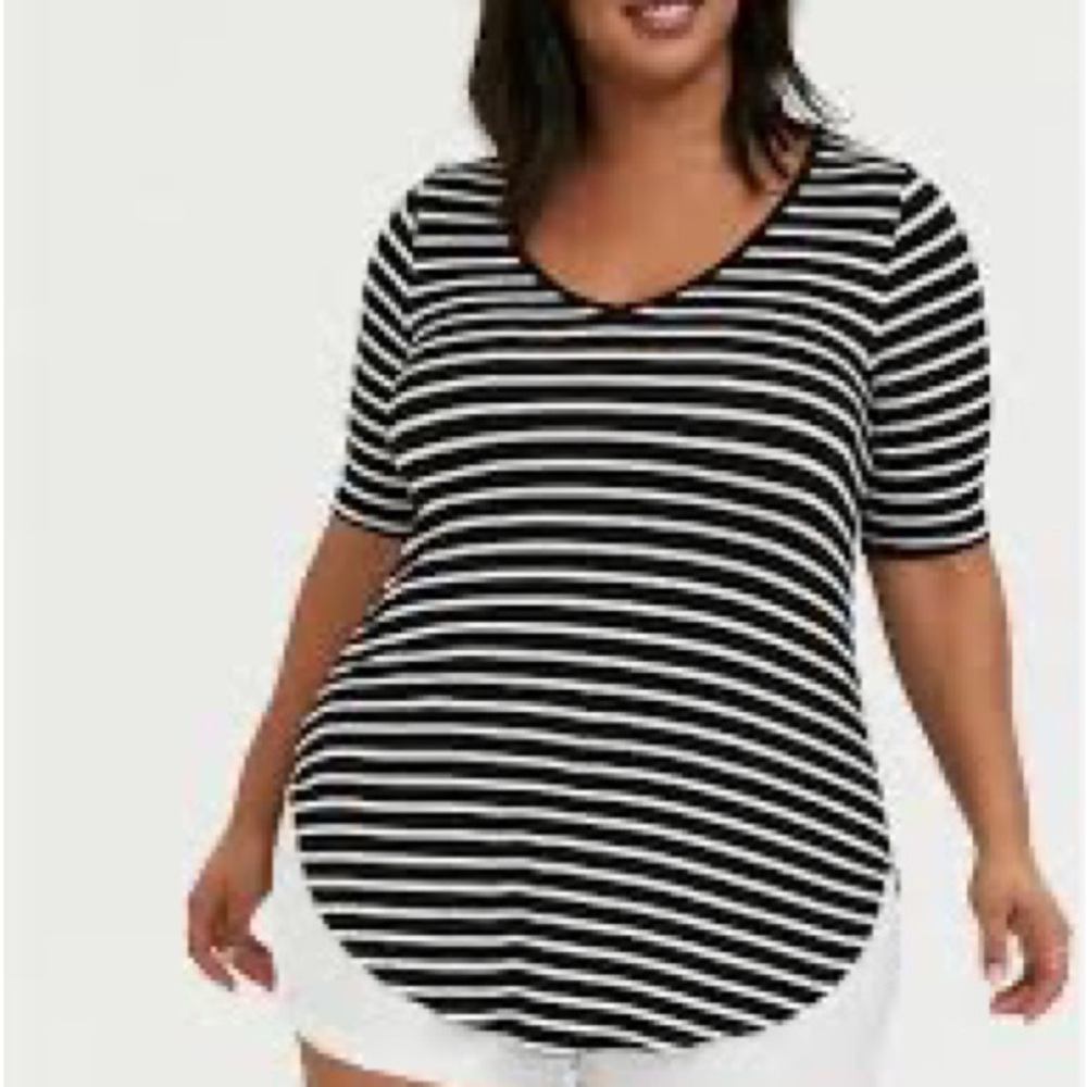 Black and White Fitted T-Shirt, Torrid